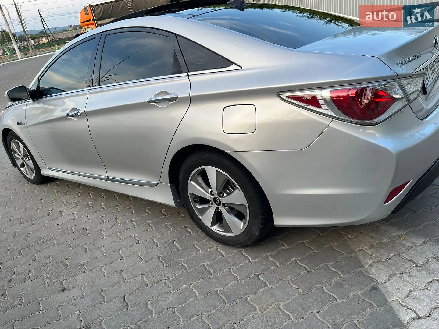 2011 Hyundai Sonata - мініатюра 3