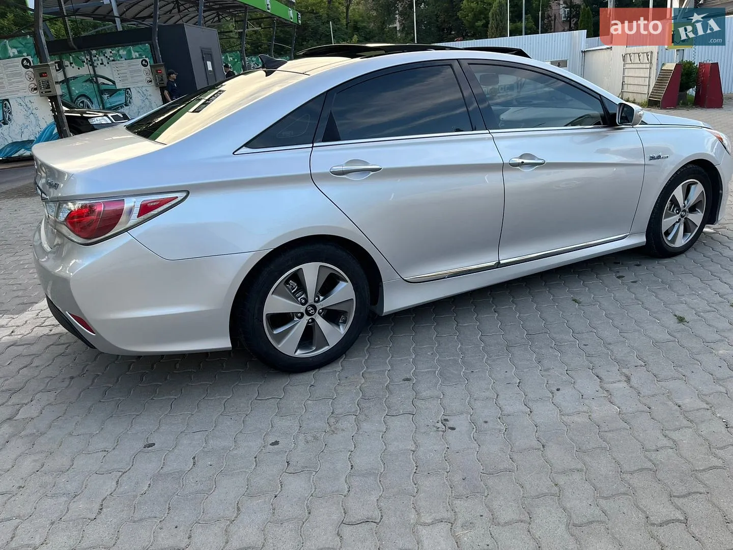2011 Hyundai Sonata - мініатюра 5