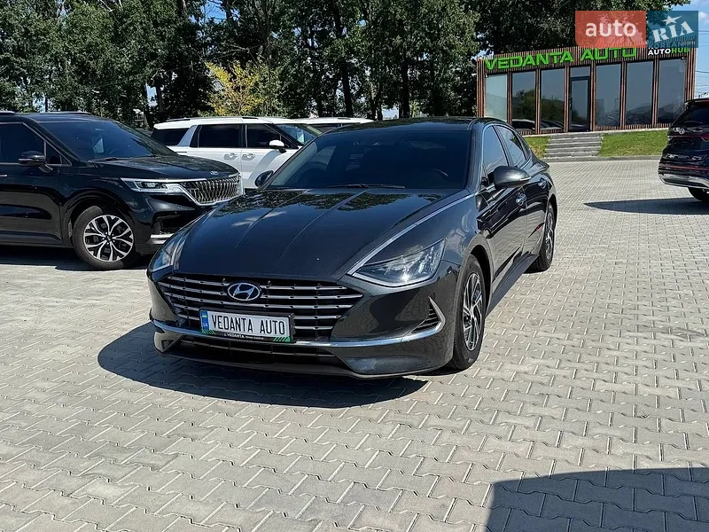 Hyundai Sonata