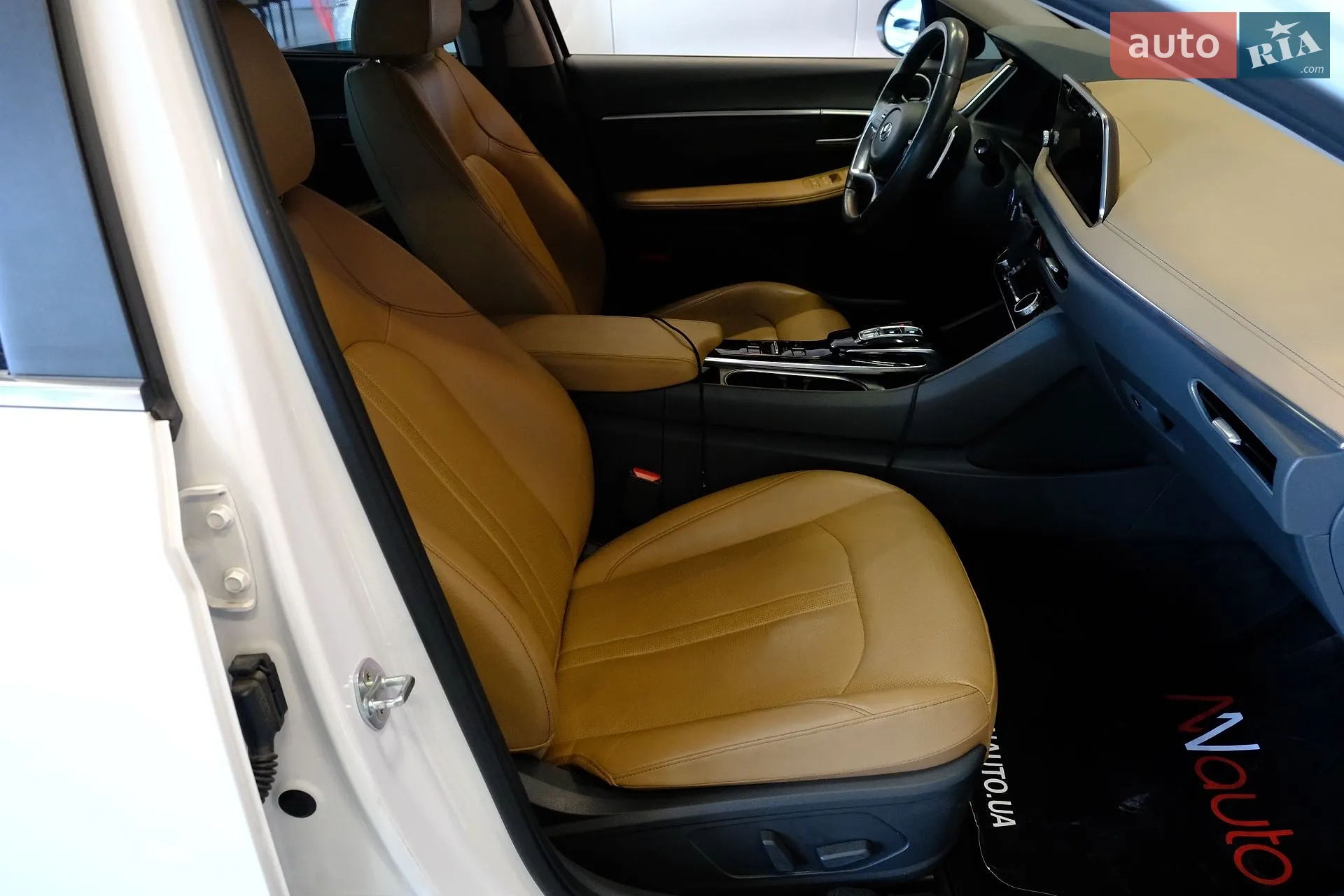 2020 Hyundai Sonata - мініатюра 30