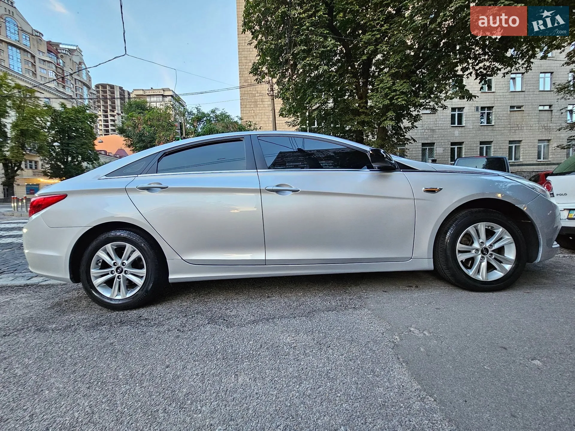 2013 Hyundai Sonata - мініатюра 8