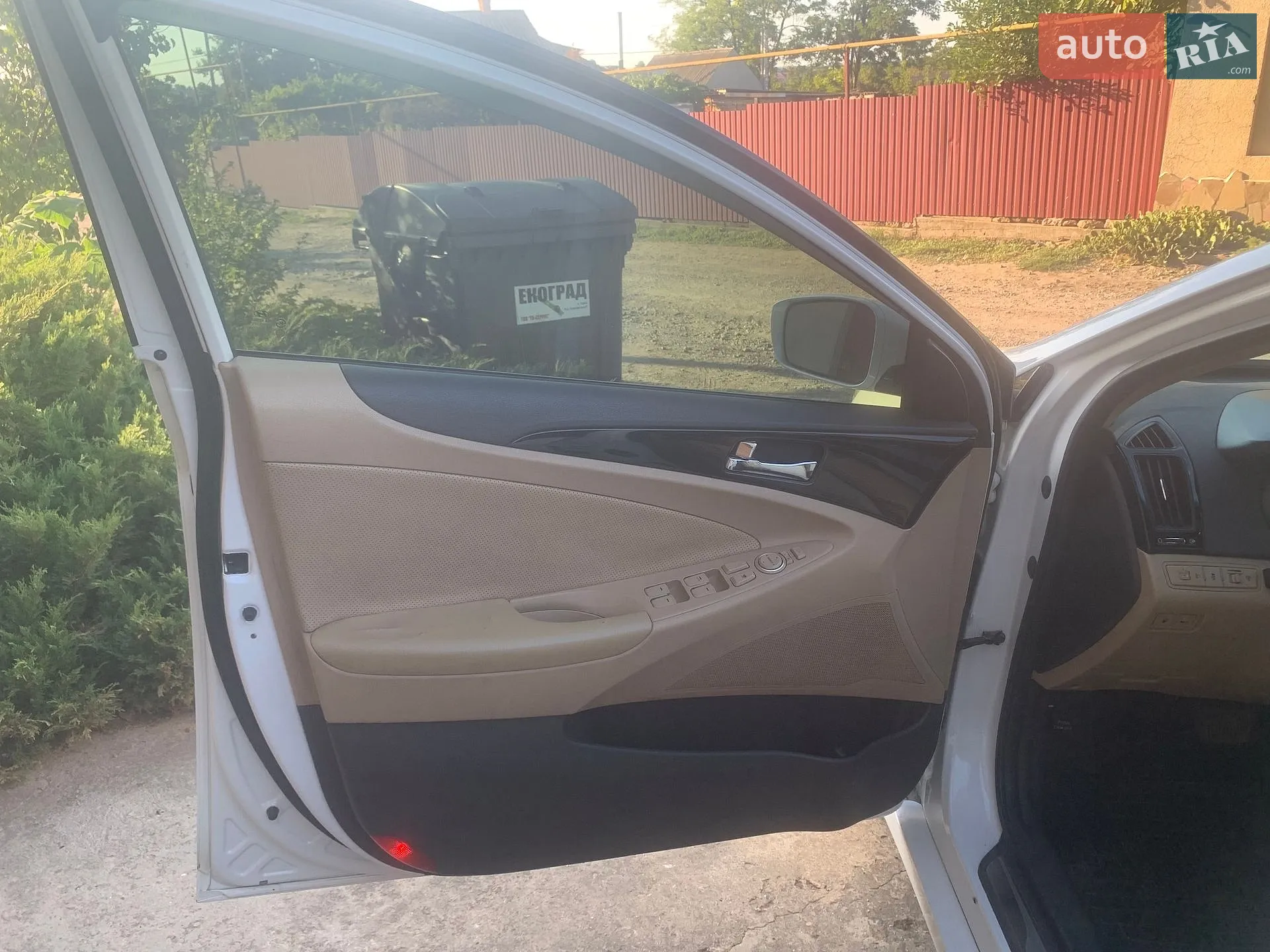 2011 Hyundai Sonata - мініатюра 11