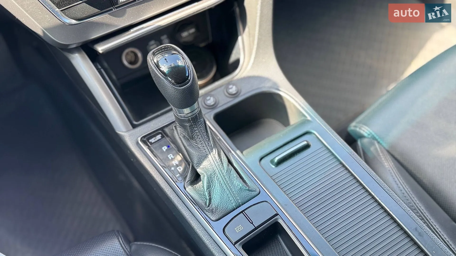 2015 Hyundai Sonata - мініатюра 26