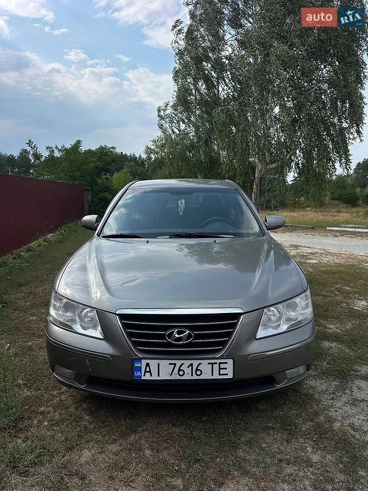 2010 Hyundai Sonata - мініатюра 18