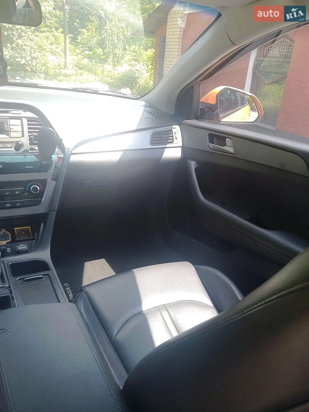 2016 Hyundai Sonata - мініатюра 40