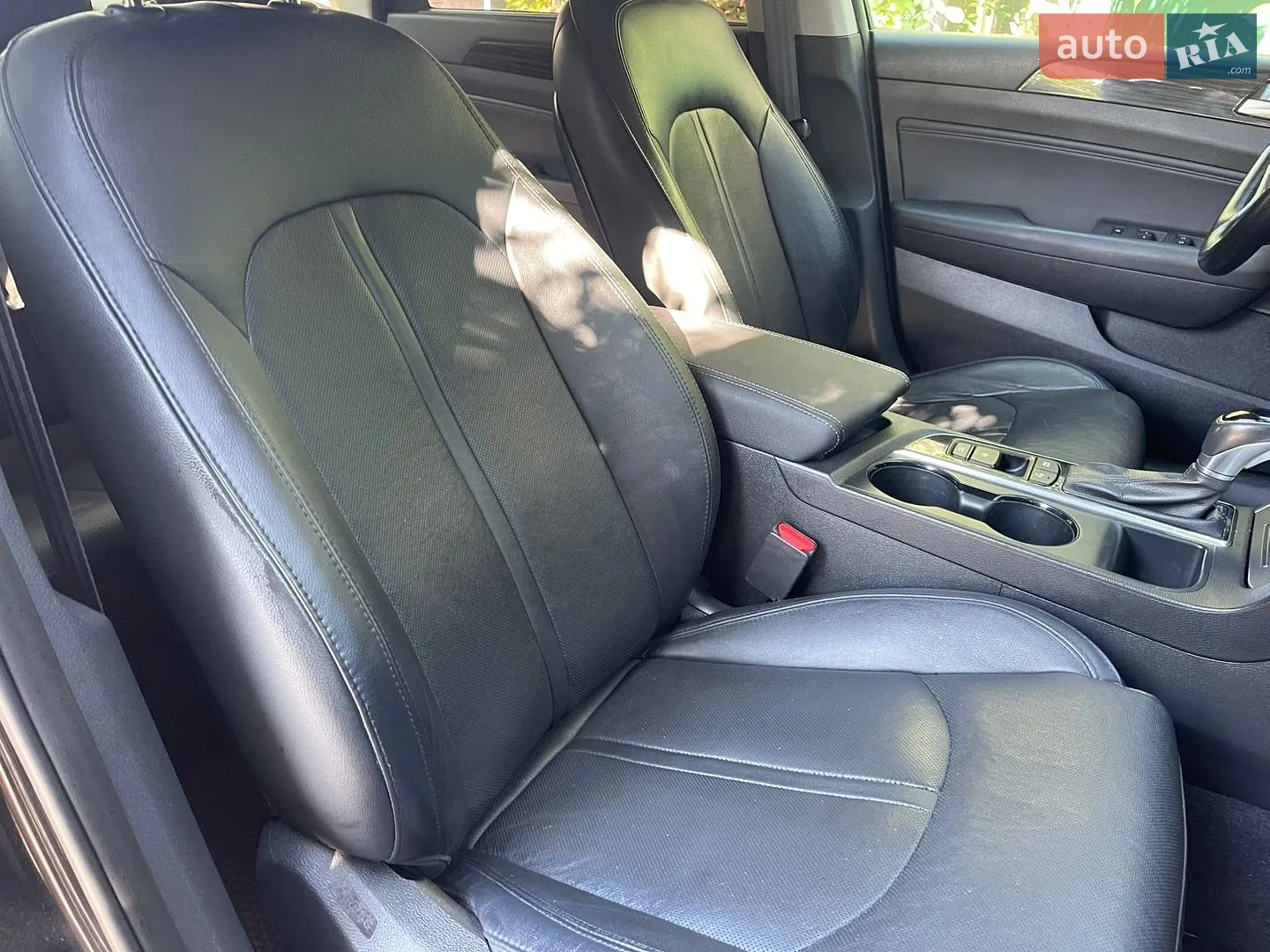 2016 Hyundai Sonata - мініатюра 33