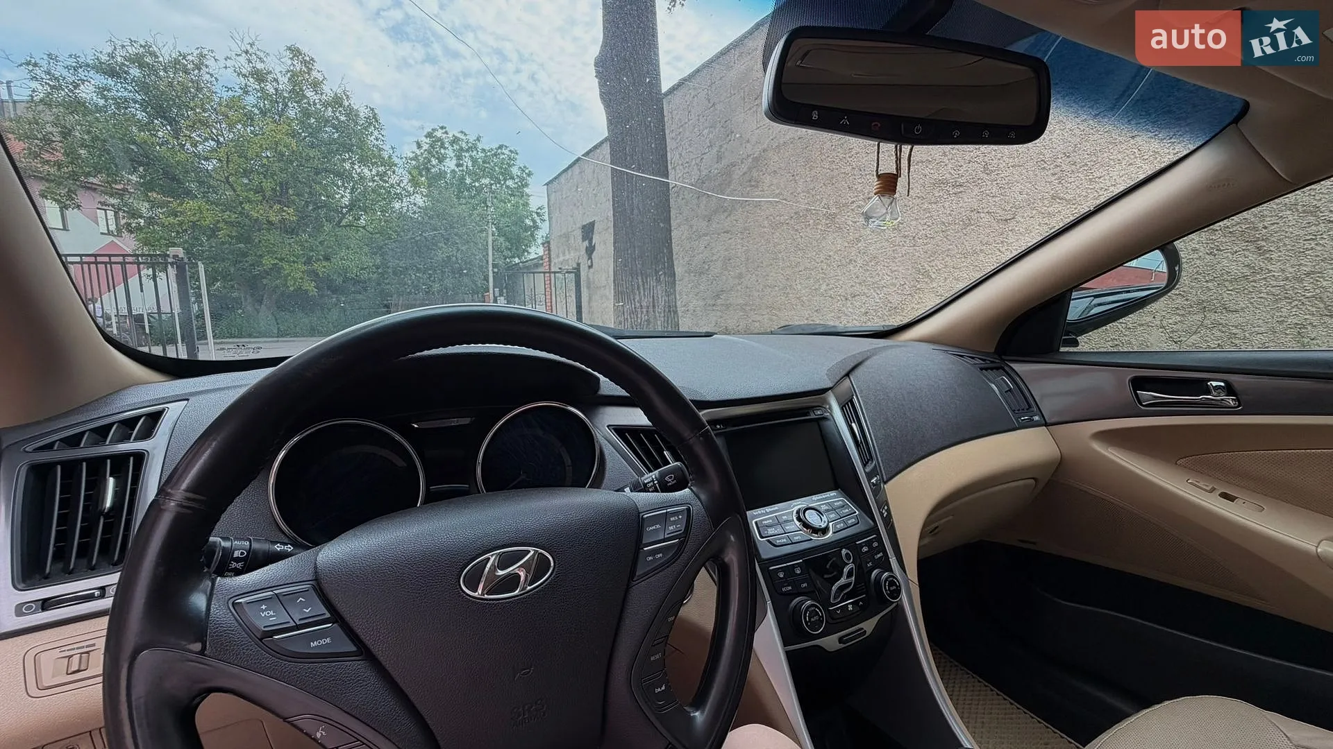 2014 Hyundai Sonata - мініатюра 16