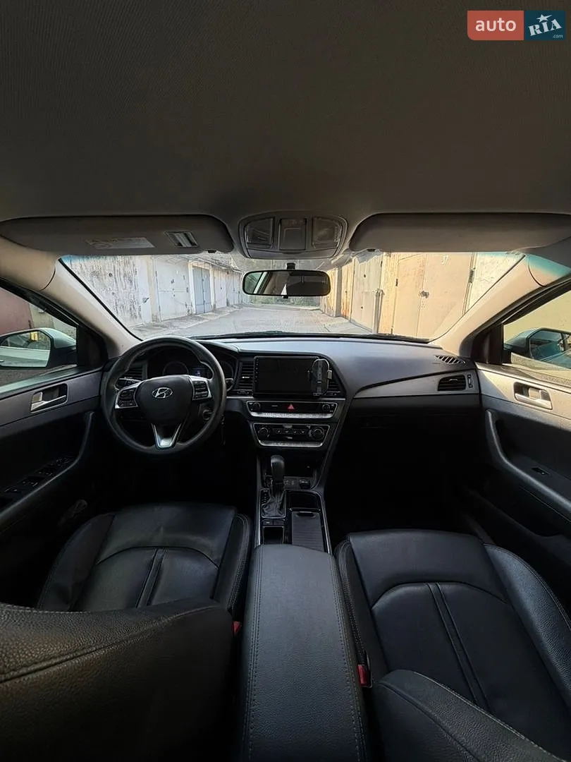 2017 Hyundai Sonata - мініатюра 14