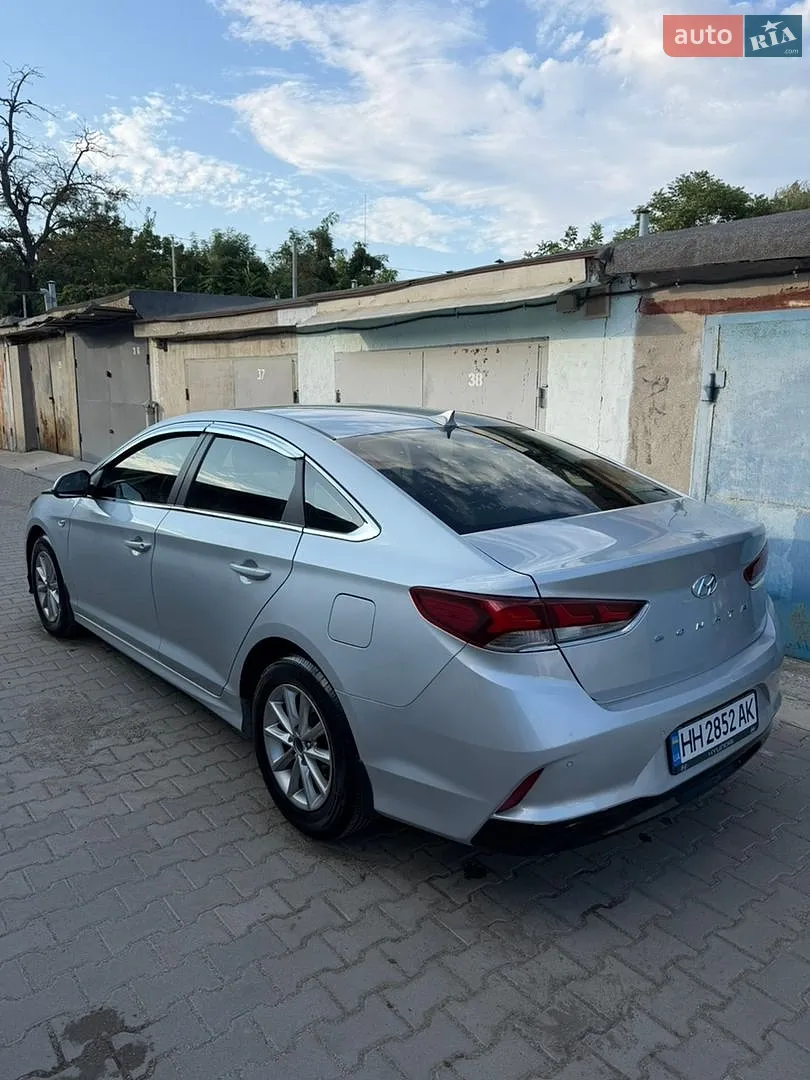2017 Hyundai Sonata - мініатюра 5
