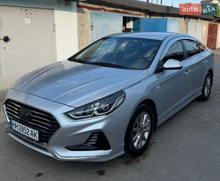 Hyundai Sonata