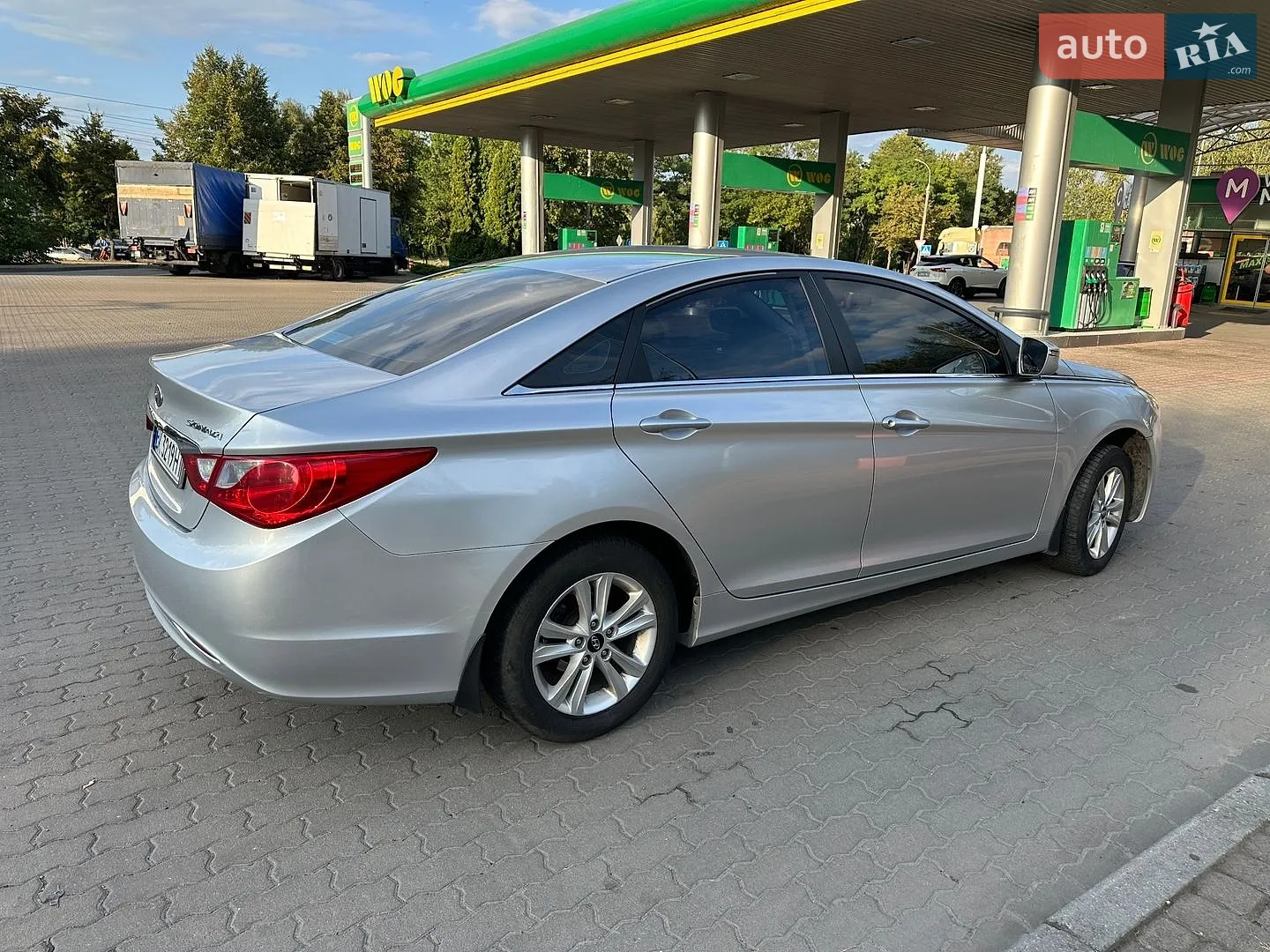 2011 Hyundai Sonata - мініатюра 16