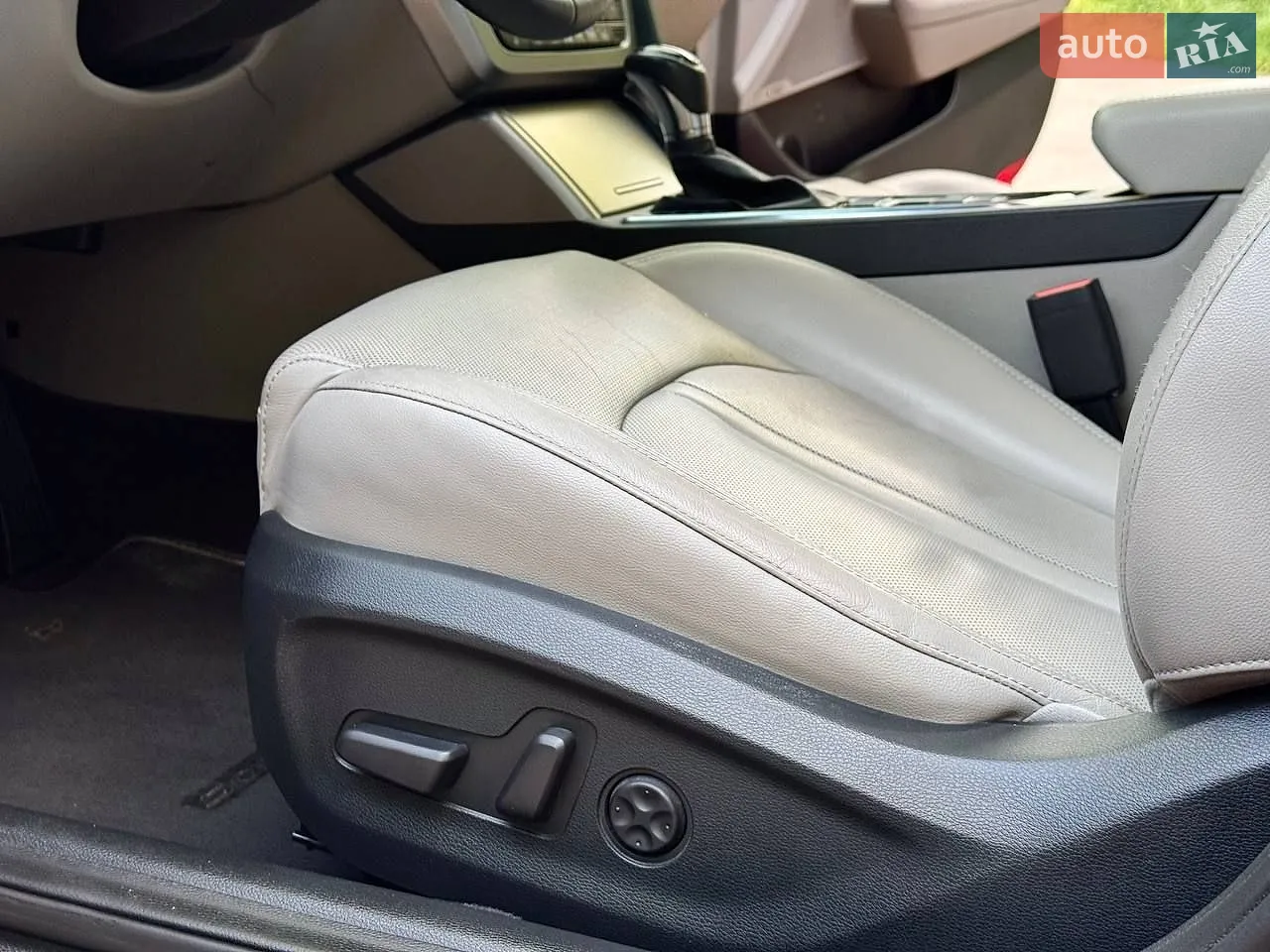 2015 Hyundai Sonata - мініатюра 16