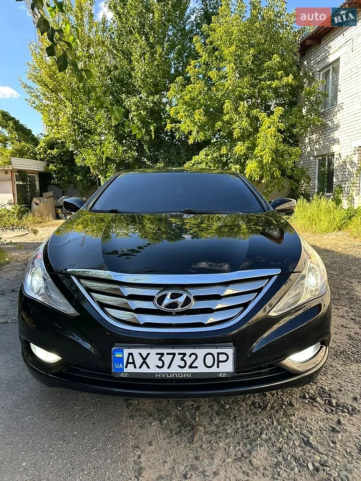 2010 Hyundai Sonata - мініатюра 9