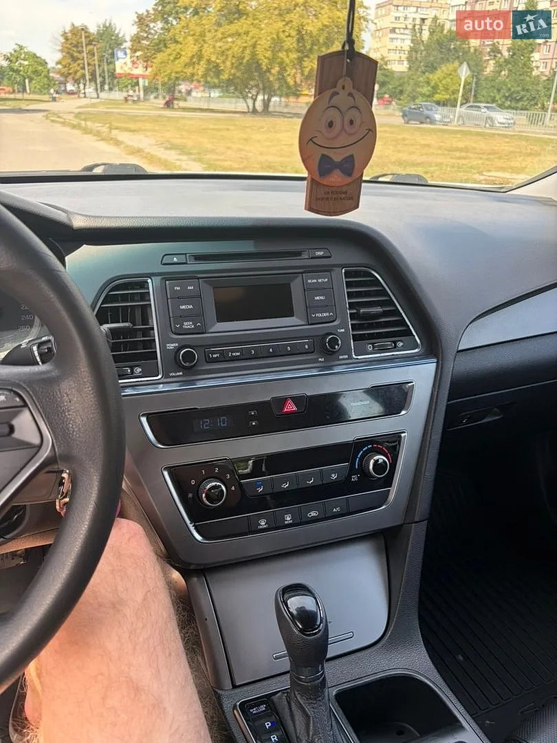 2015 Hyundai Sonata - мініатюра 14