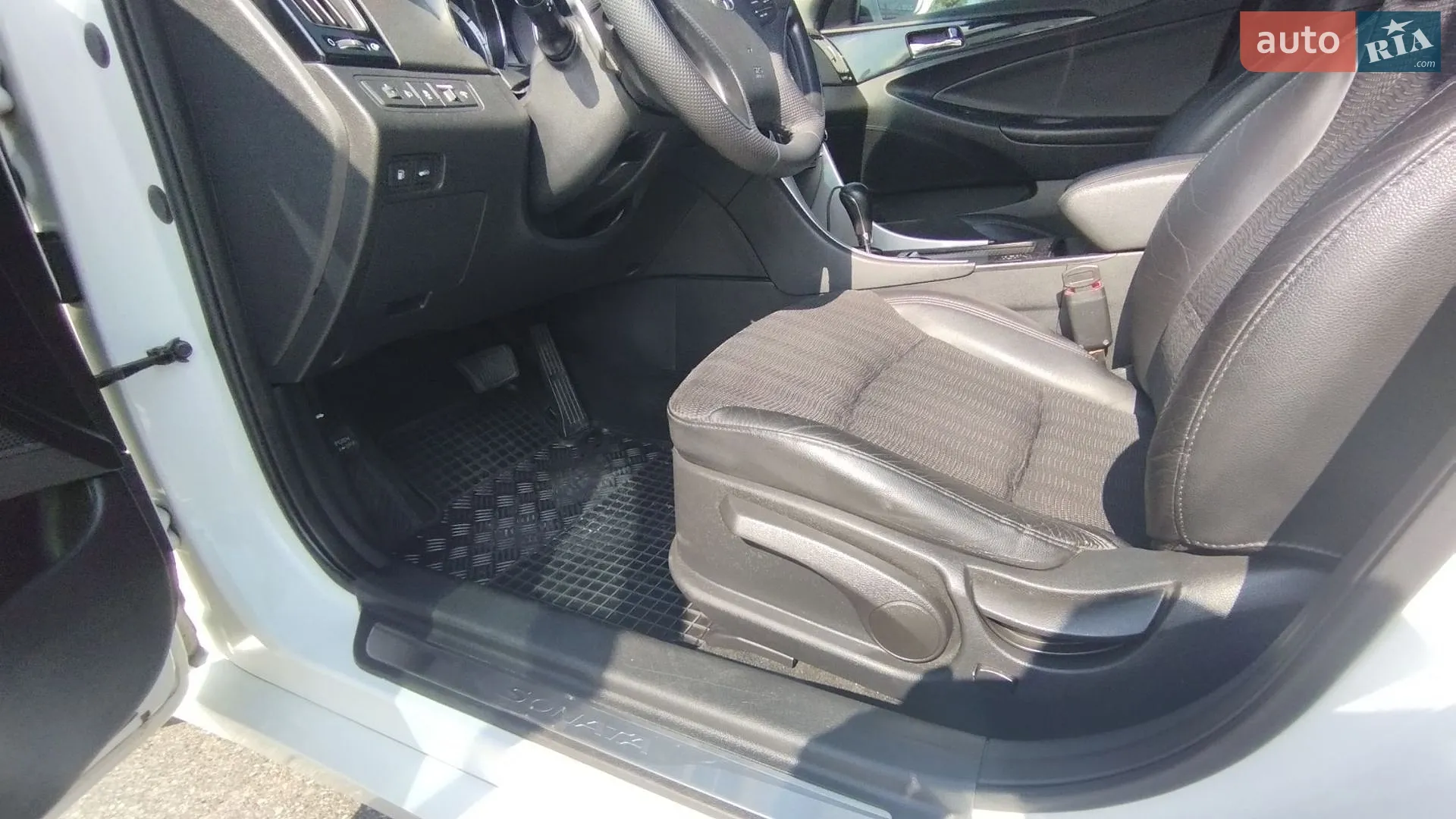 2012 Hyundai Sonata - мініатюра 20