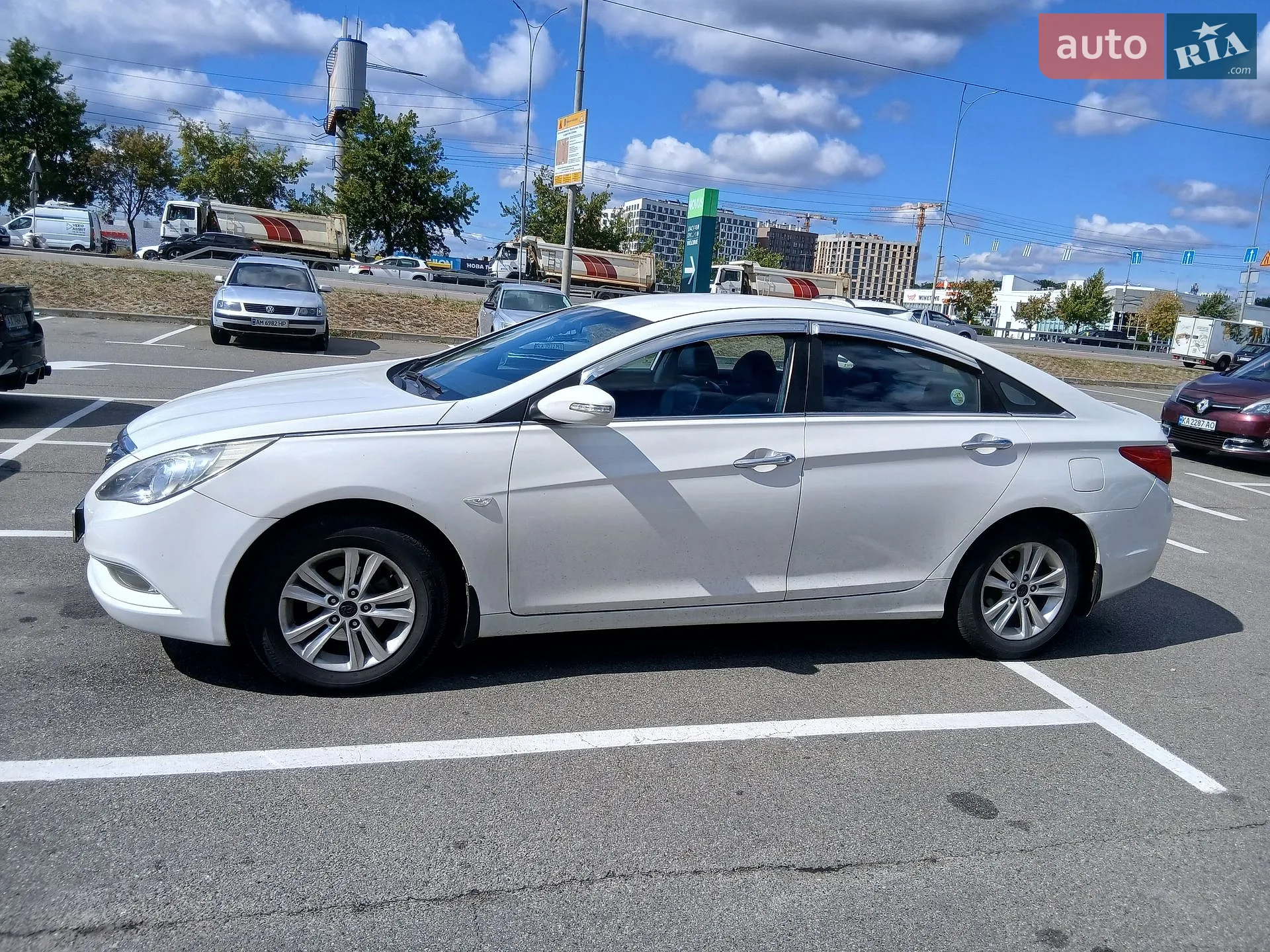 2010 Hyundai Sonata - мініатюра 7