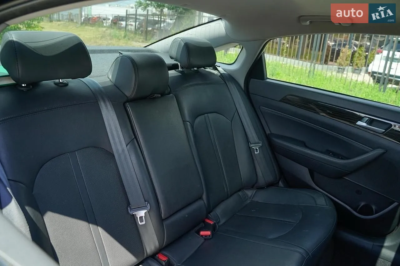 2016 Hyundai Sonata - мініатюра 16