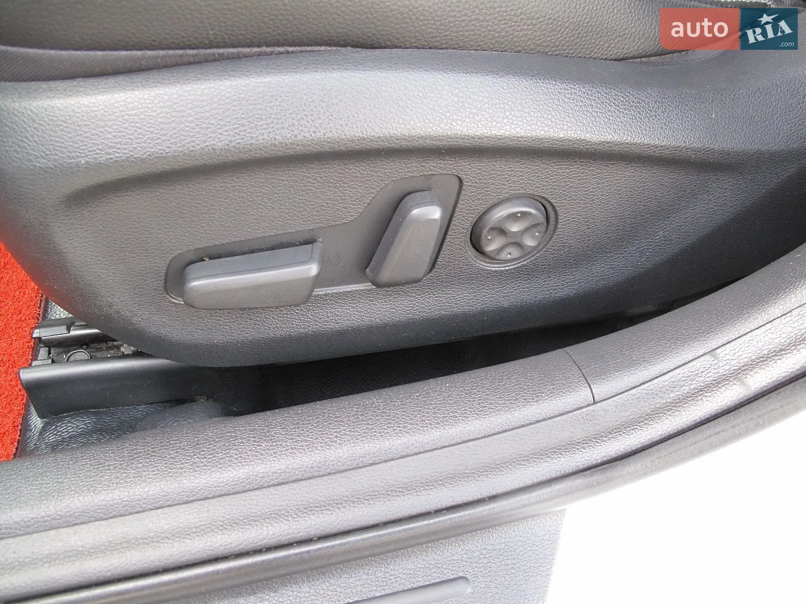 2017 Hyundai Sonata - мініатюра 32