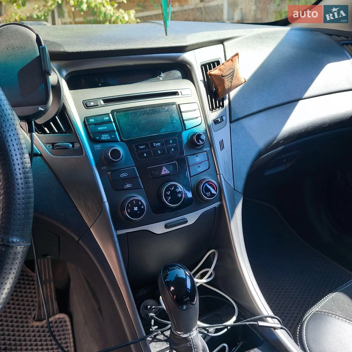 2013 Hyundai Sonata - мініатюра 32