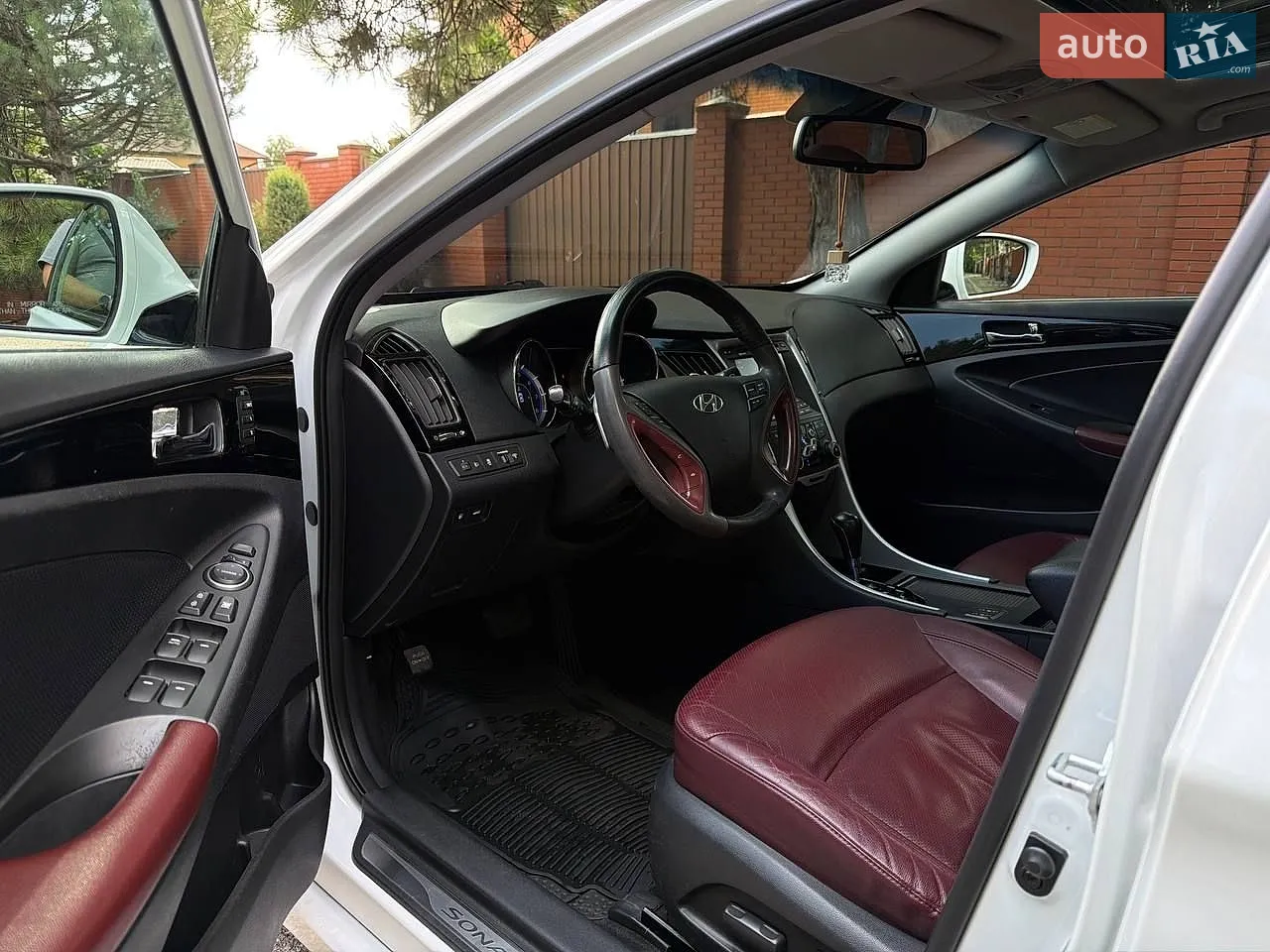2012 Hyundai Sonata - мініатюра 12