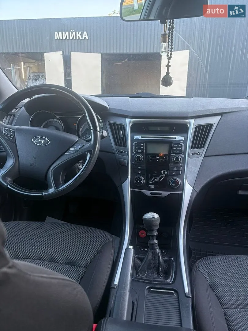 2011 Hyundai Sonata - мініатюра 13
