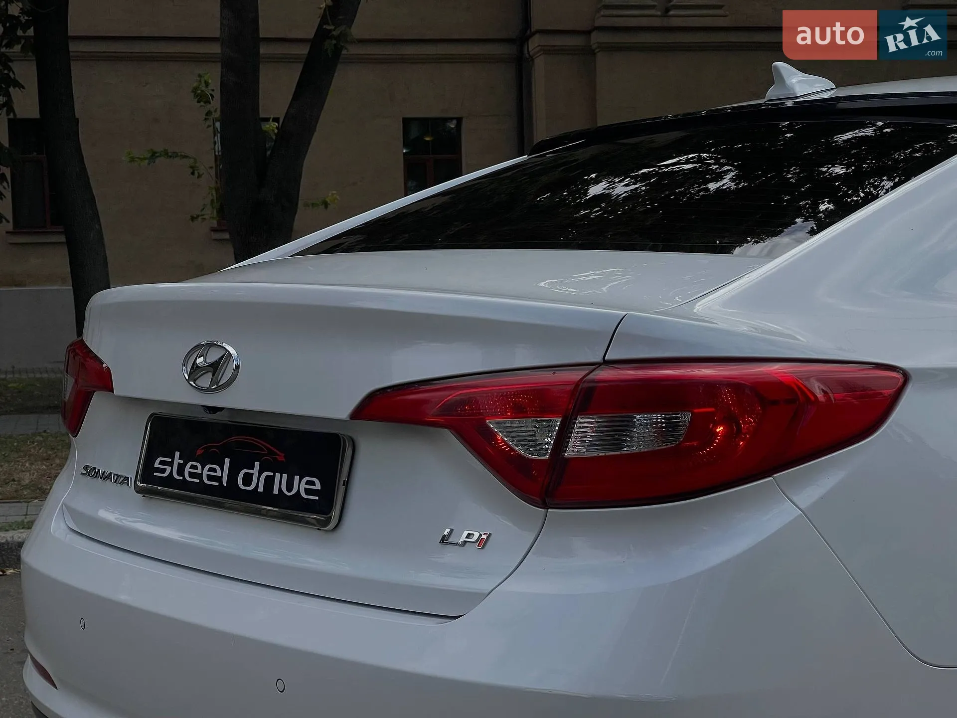 2015 Hyundai Sonata - мініатюра 13