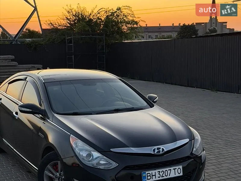Hyundai Sonata 2012
