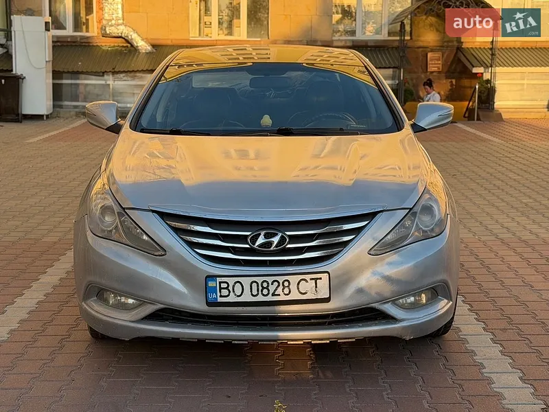 Hyundai Sonata 2012