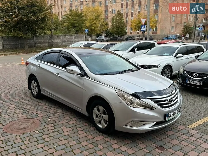 Hyundai Sonata