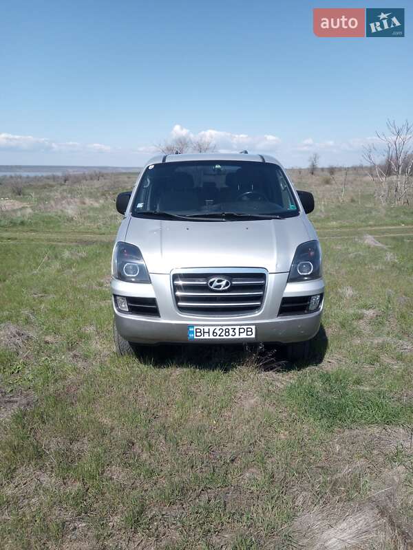 Мінівен Hyundai Starex 2006 в Одесі