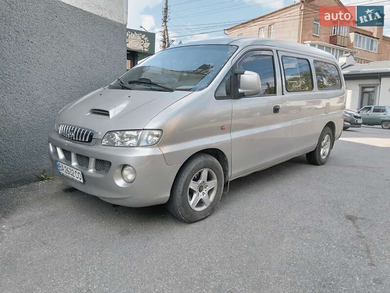 Hyundai Starex 2006