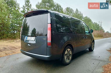 Мінівен Hyundai Staria 2022 в 