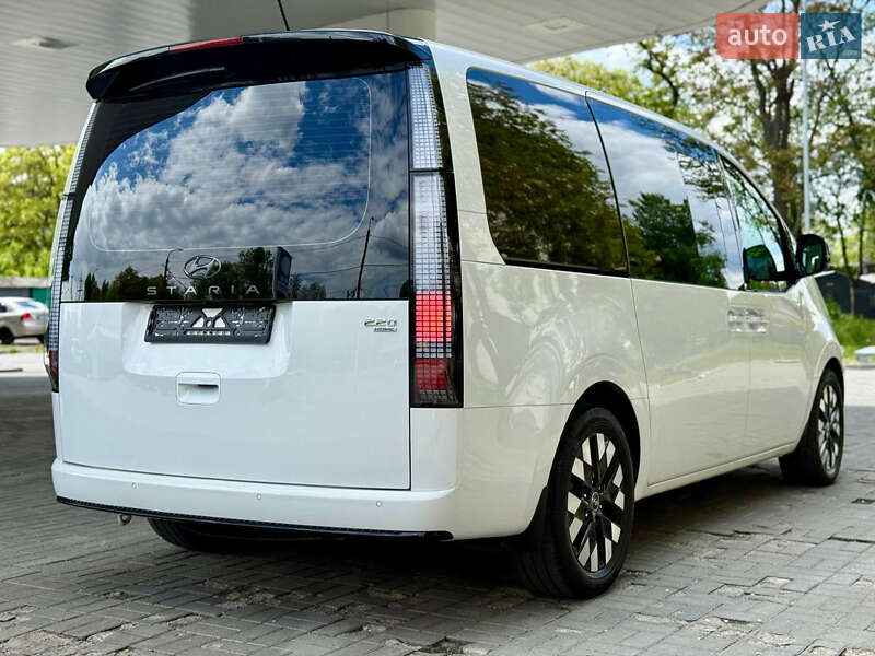 Мінівен Hyundai Staria 2021 в Дніпрі
