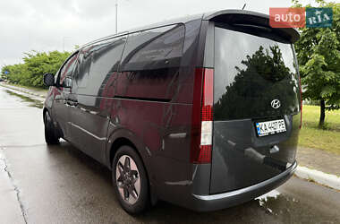 Мінівен Hyundai Staria 2021 в 