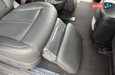 Мінівен Hyundai Staria 2021 в 