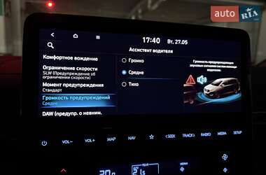 Мінівен Hyundai Staria 2021 в 