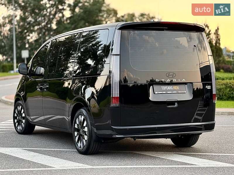 Минивэн Hyundai Staria 2025 в Киеве