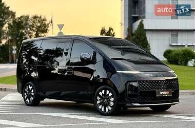 Минивэн Hyundai Staria 2025 в 