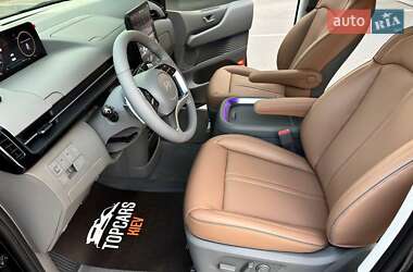 Минивэн Hyundai Staria 2025 в 