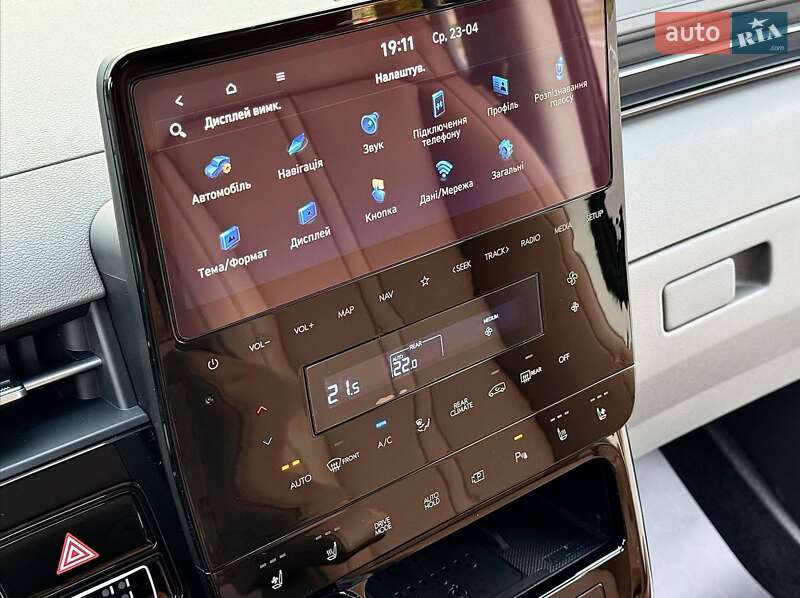 Минивэн Hyundai Staria 2025 в Киеве