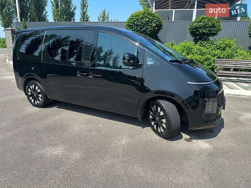 Минивэн Hyundai Staria 2024 в Василькове