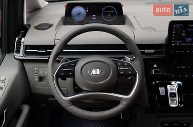 Минивэн Hyundai Staria 2025 в 