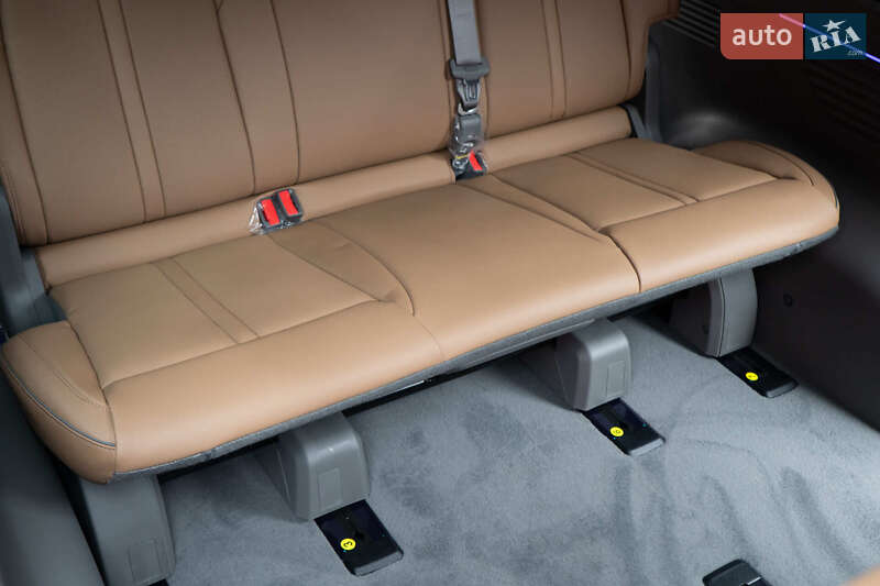 Минивэн Hyundai Staria 2025 в Киеве