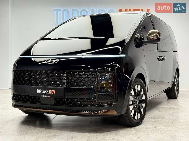 Минивэн Hyundai Staria 2025 в Киеве фото 2 Минивэн Hyundai Staria 2025 в Киеве