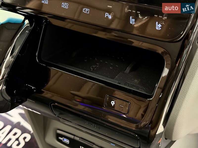 Минивэн Hyundai Staria 2025 в Киеве фото 43 Минивэн Hyundai Staria 2025 в Киеве