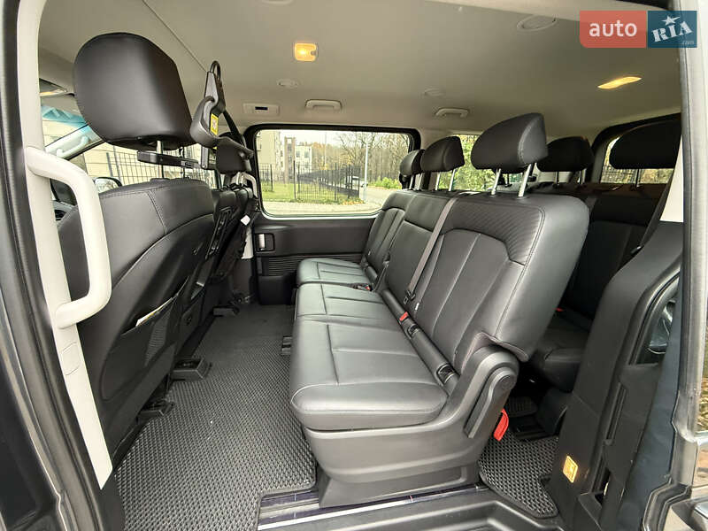 Минивэн Hyundai Staria 2024 в Киеве