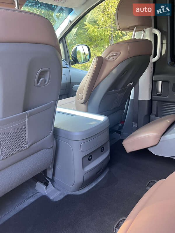 Минивэн Hyundai Staria 2023 в Одессе