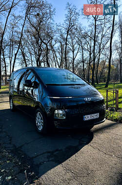 Минивэн Hyundai Staria 2022 в Киеве