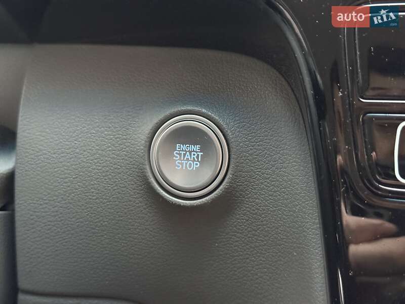 Мінівен Hyundai Staria 2022 в Дніпрі