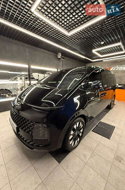 Минивэн Hyundai Staria 2025 в Киеве